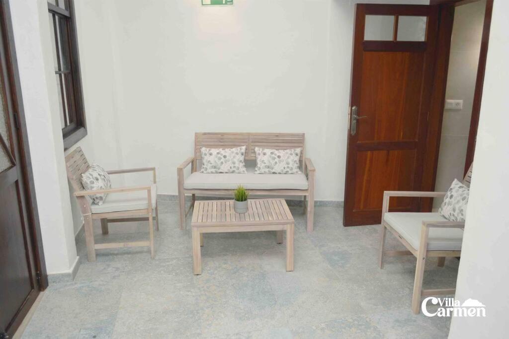 Bonita Casa En El Corazon Del Pueblo! Villa Carmen Гарачико Екстериор снимка